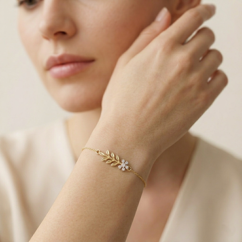 The Zephyra Leaf Bracelet - Lab Grown Diamonds