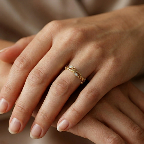 The Ash Leaf Band Ring - Lab Grown Diamonds