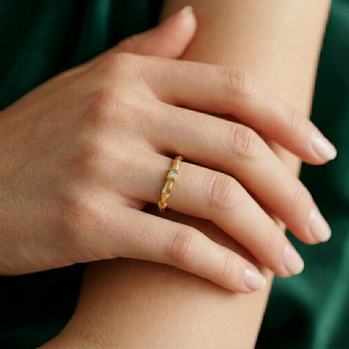 The Angular Band Ring - Lab Grown Diamonds