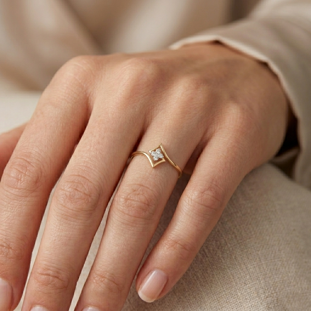 The Solvella Flow Ring - Lab Grown Diamonds