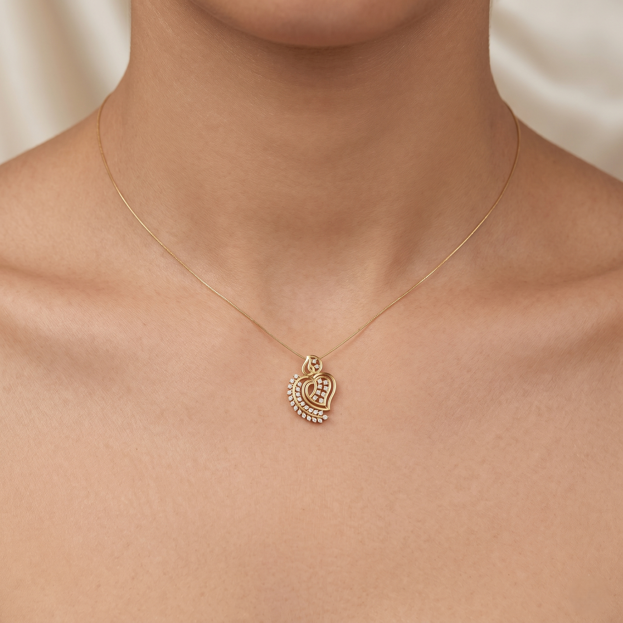 The Artisan Heart Pendant - Lab Grown Diamonds