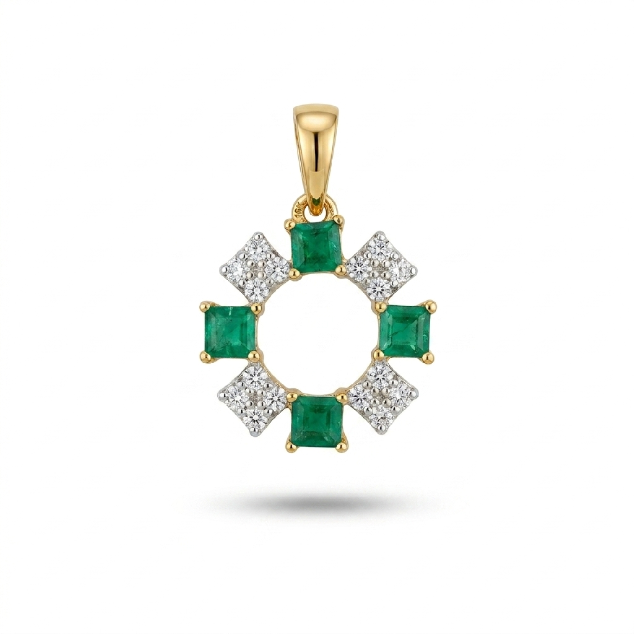The Green Radiance Pendant  - Lab Grown Diamonds