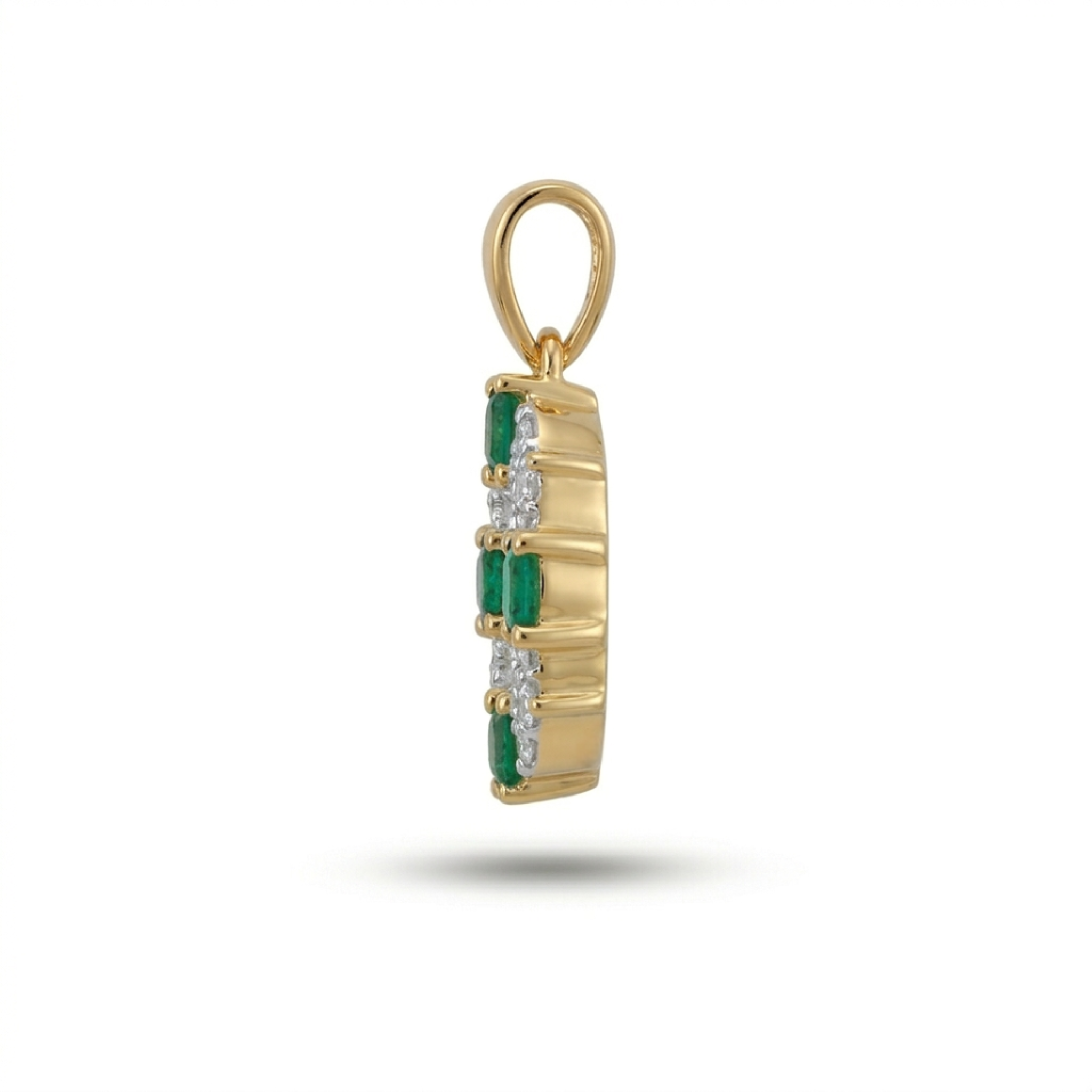The Green Radiance Pendant  - Lab Grown Diamonds