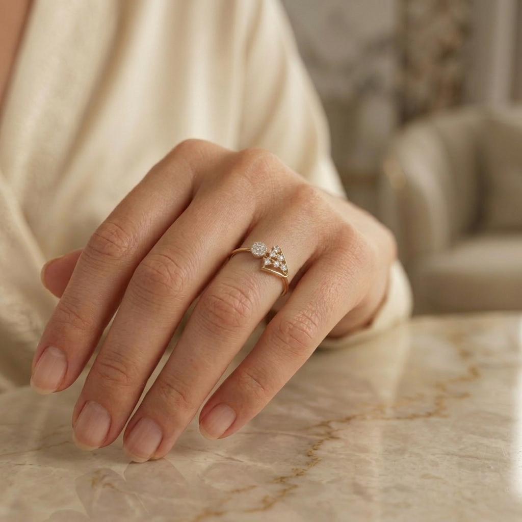 The Petal Glow Ring - Lab Grown Diamonds