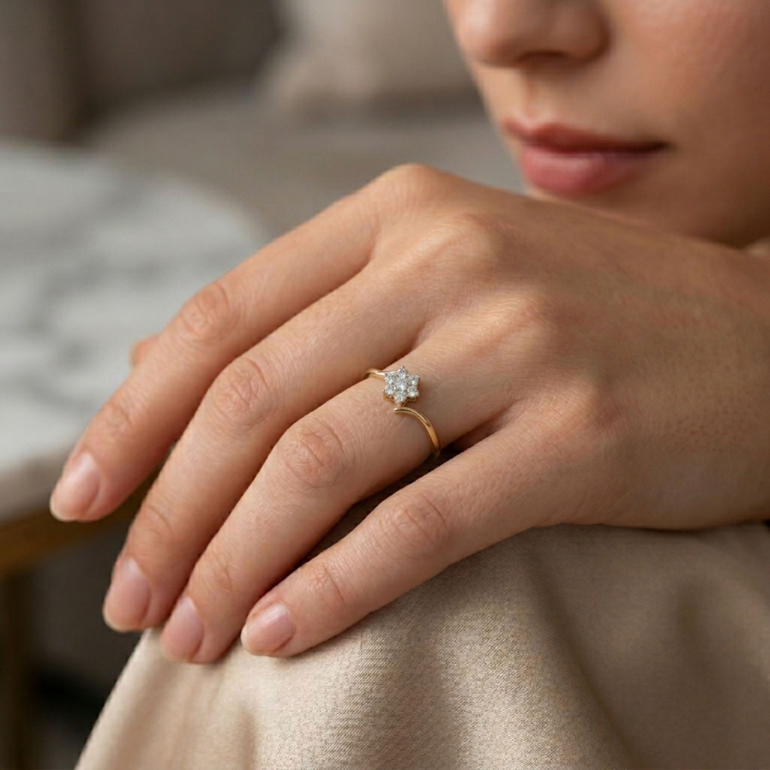 The Bloomelle Floral Ring - Lab Grown Diamonds