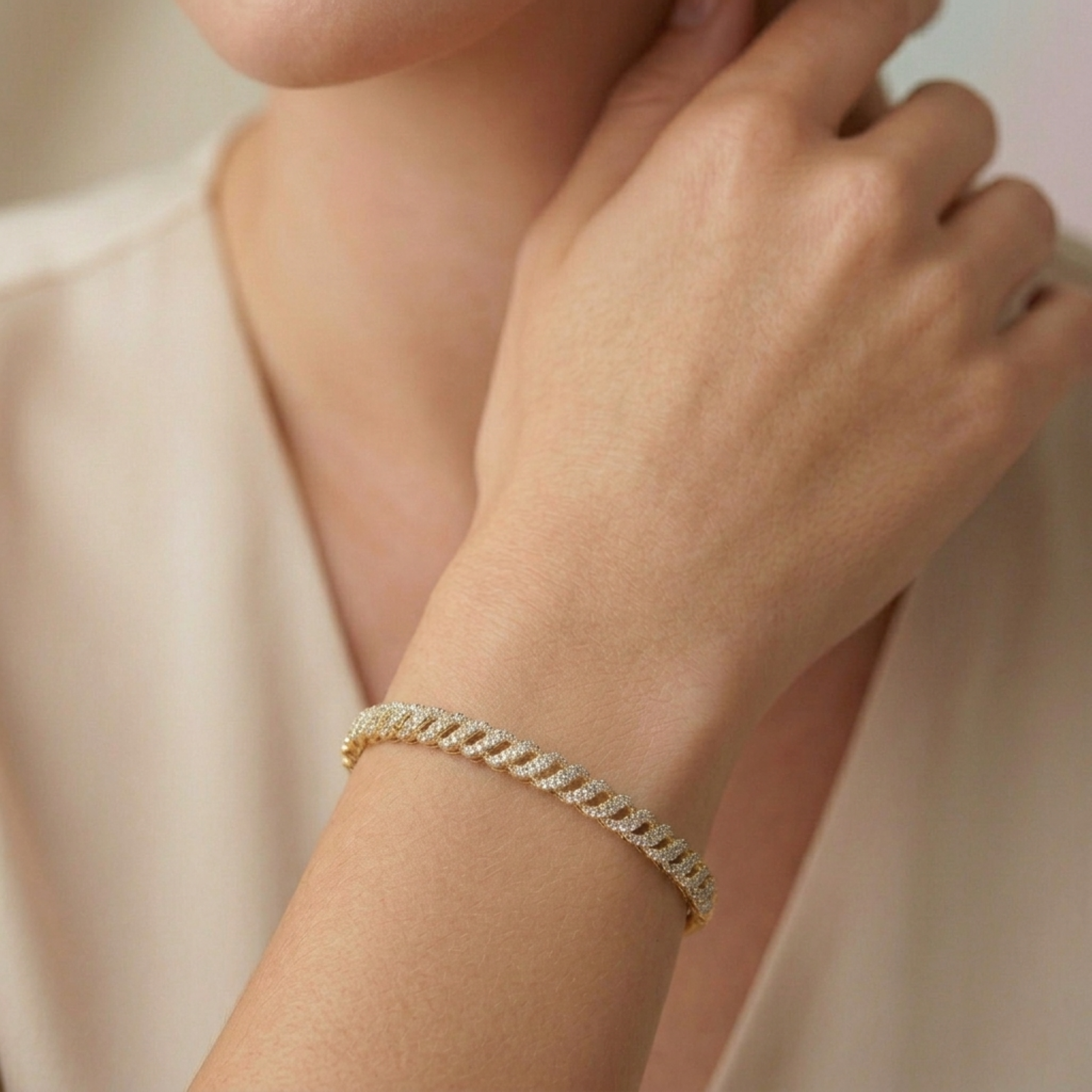 The Velmira Ribbon Bracelet - Lab Grown Diamonds