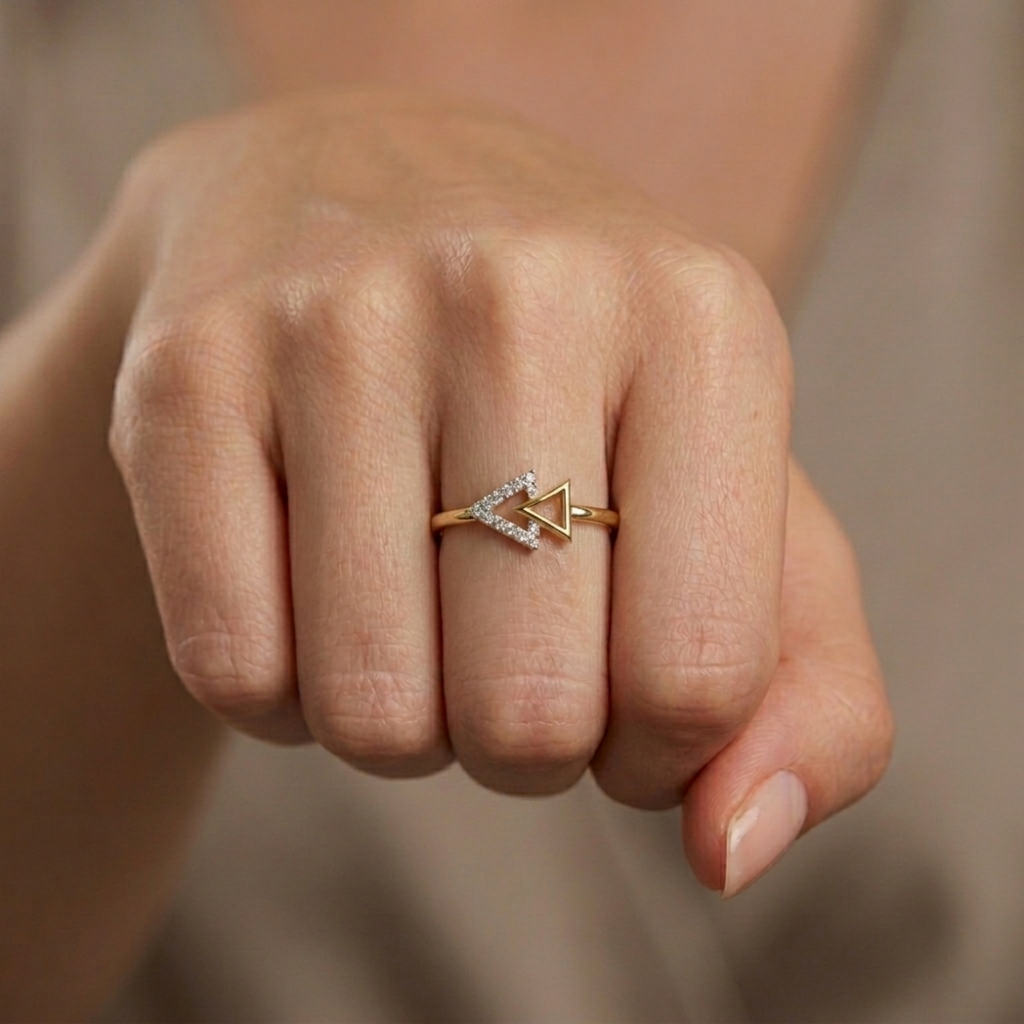 The Apex Interlock Ring - Lab Grown Diamonds