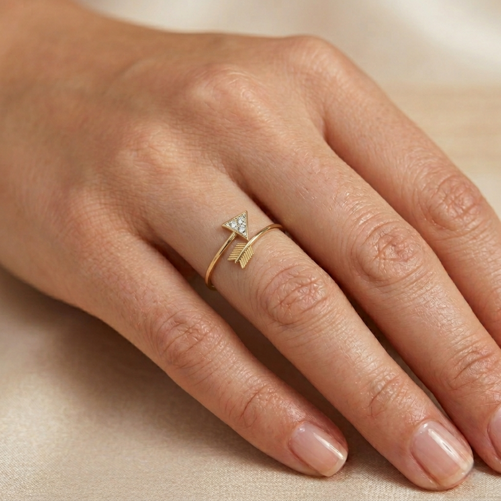 The Cupid Arrow Ring - Lab Grown Diamonds