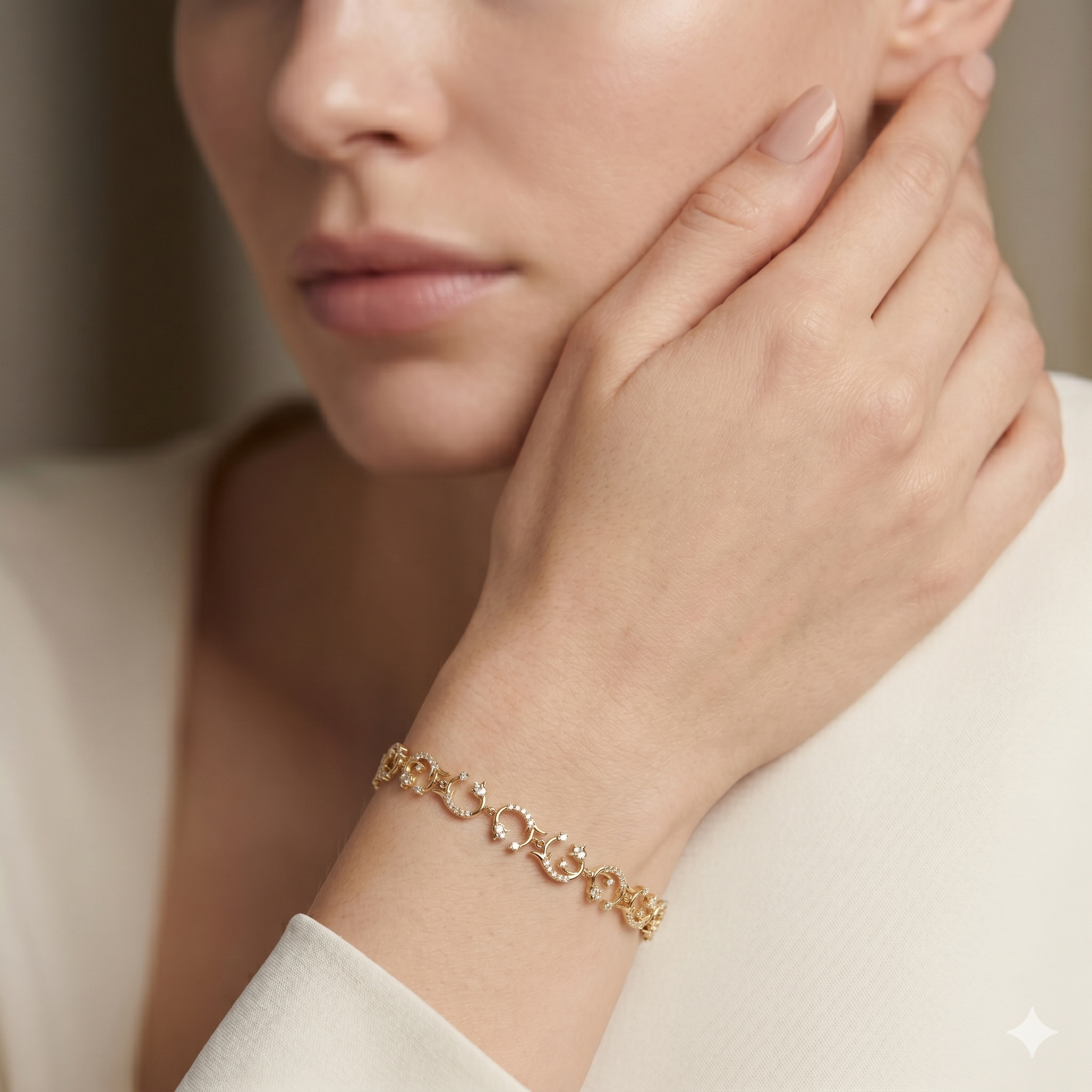 The Royal Filigree Bracelet - Lab Grown Diamonds