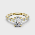 The Duchess Oval Ring - Lab Grown Diamonds